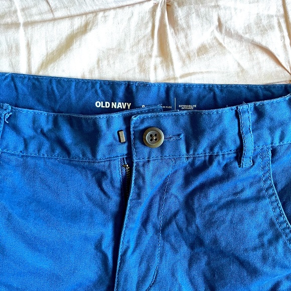 Old Navy Boys Shorts. Size 8 - Picture 4 of 4